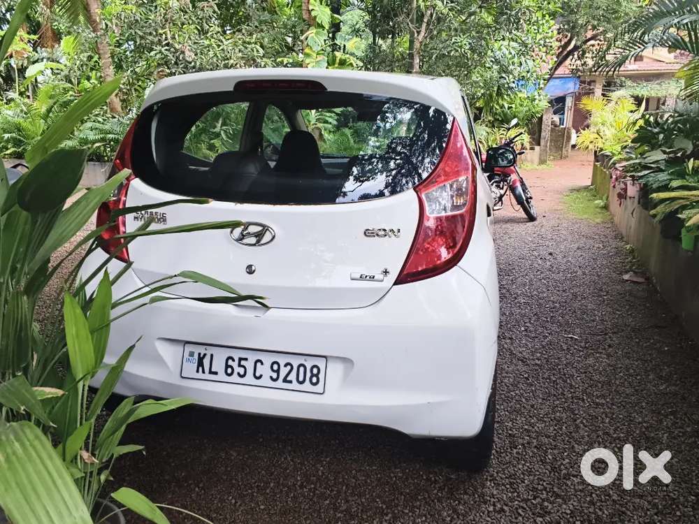 Hyundai Eon 0.8 Era Plus 2014. 2013 New Insurance Newalloy Weel