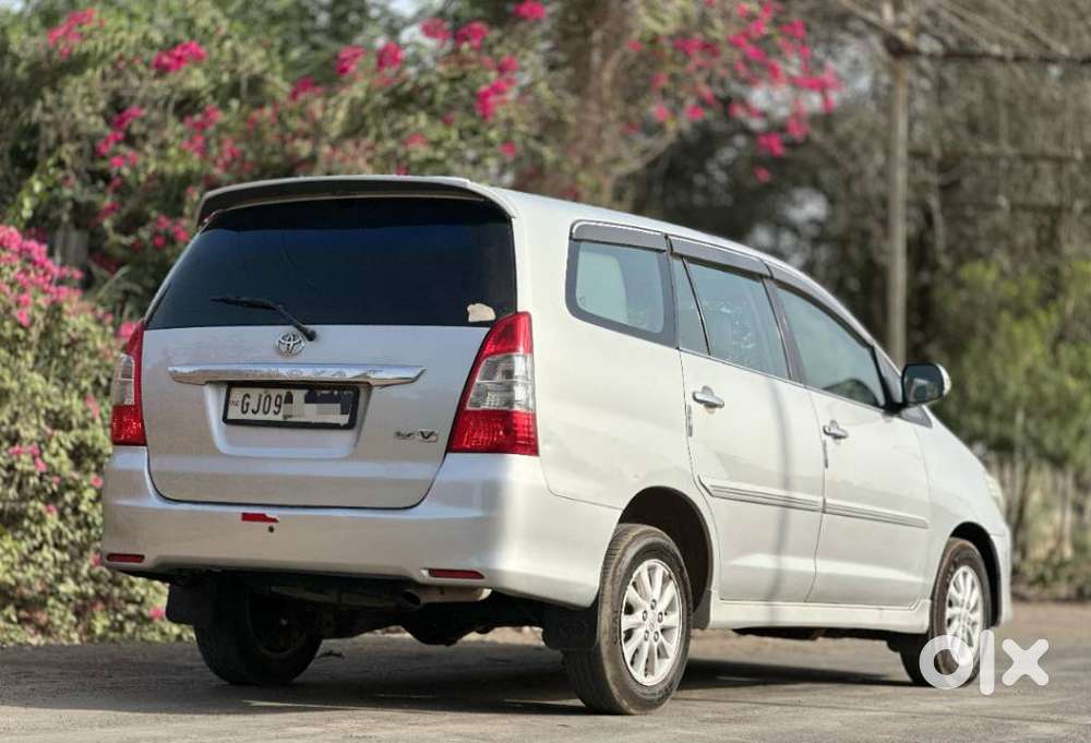 Toyota Innova 2.5 V 7 Str, 2012, Diesel