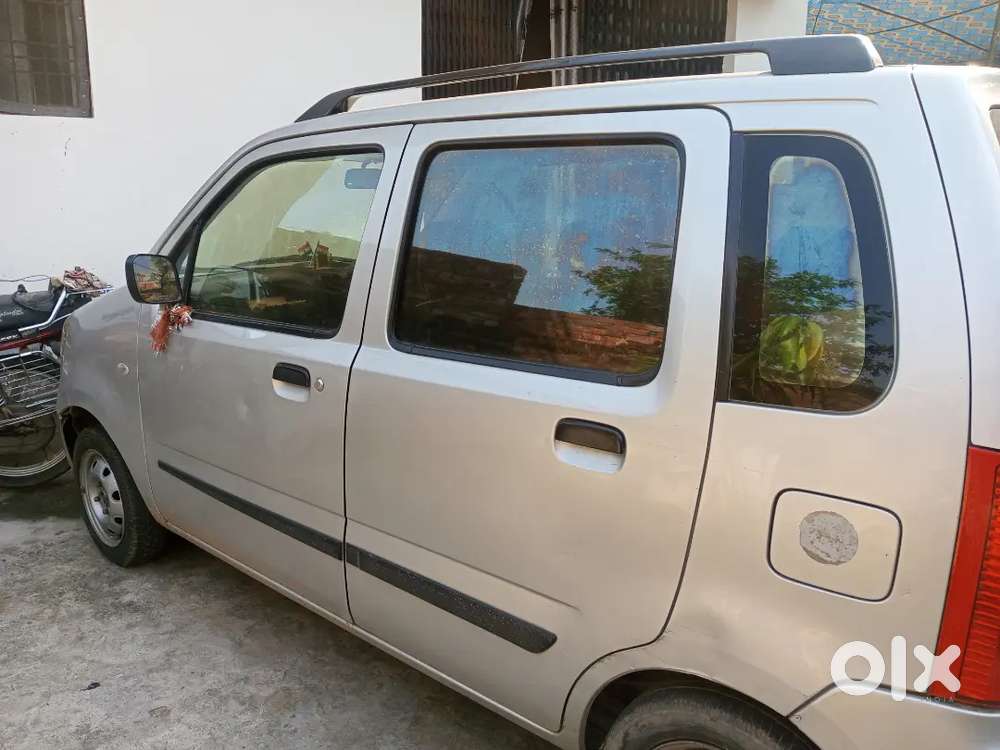 Good Condition No Work In Car.all Paper Ok.