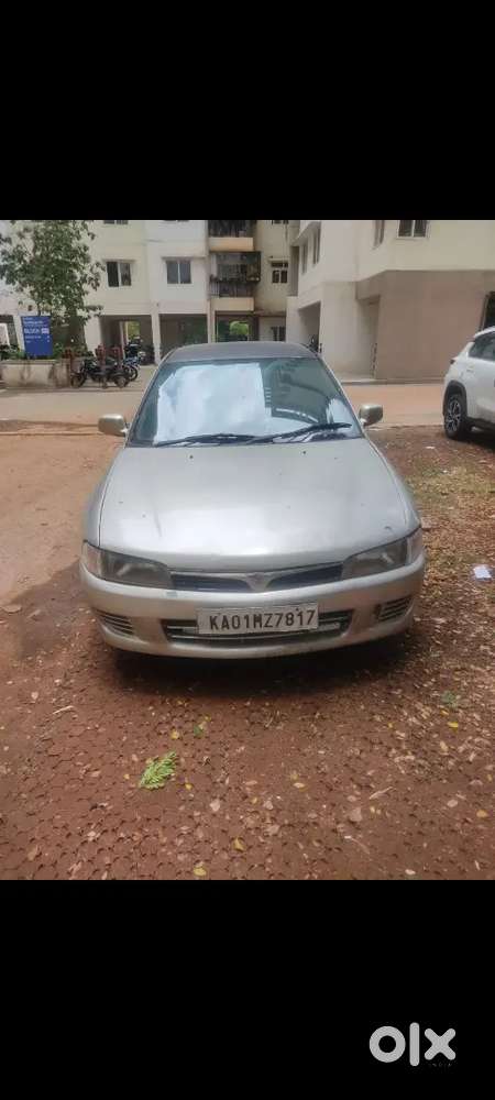 Mitsubishi Lancer Glxi 2001
