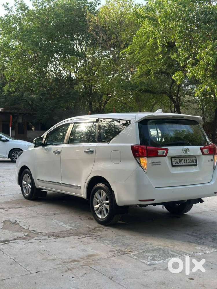 Toyota Innova Crysta 2.4 G Mt 7 Str, 2019, Diesel