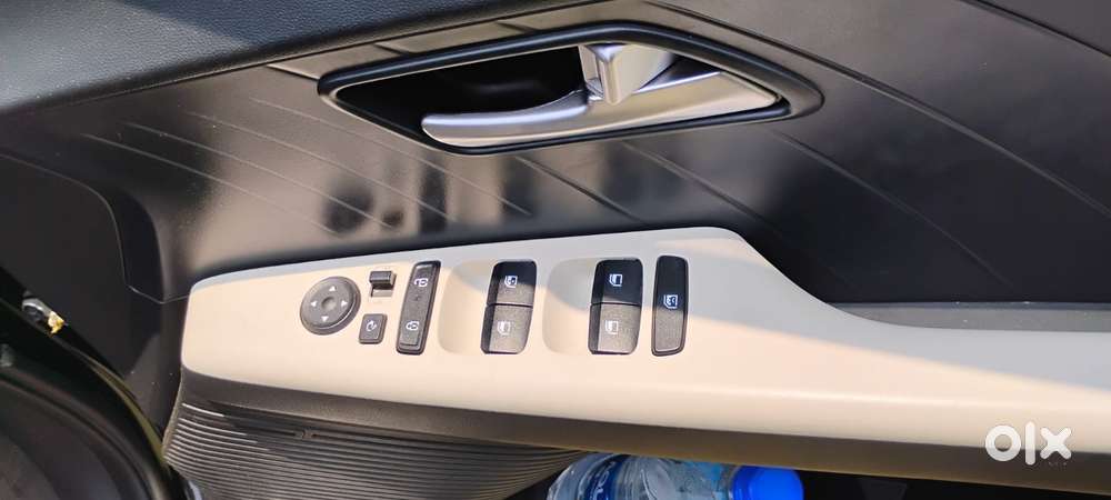 Hyundai Verna 1.5 Sx Petrol Mt, 2023, Petrol