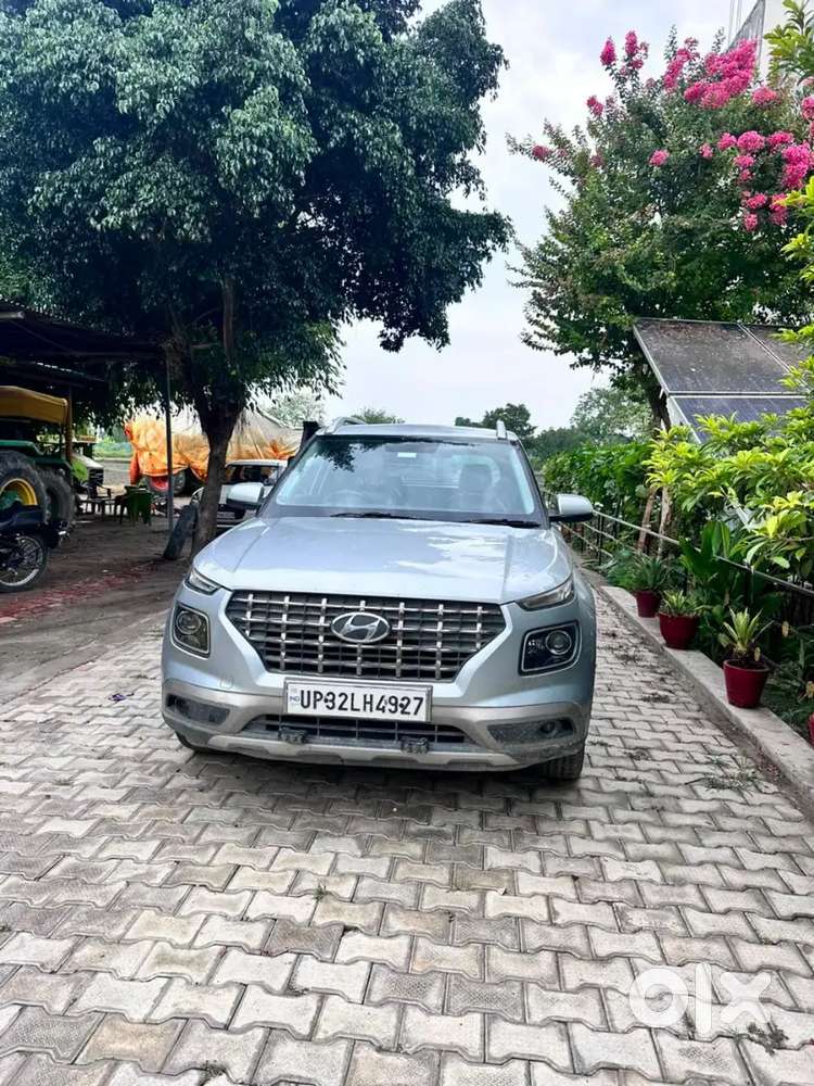 Hyundai Venue 2020 Diesel 125000 Km Driven