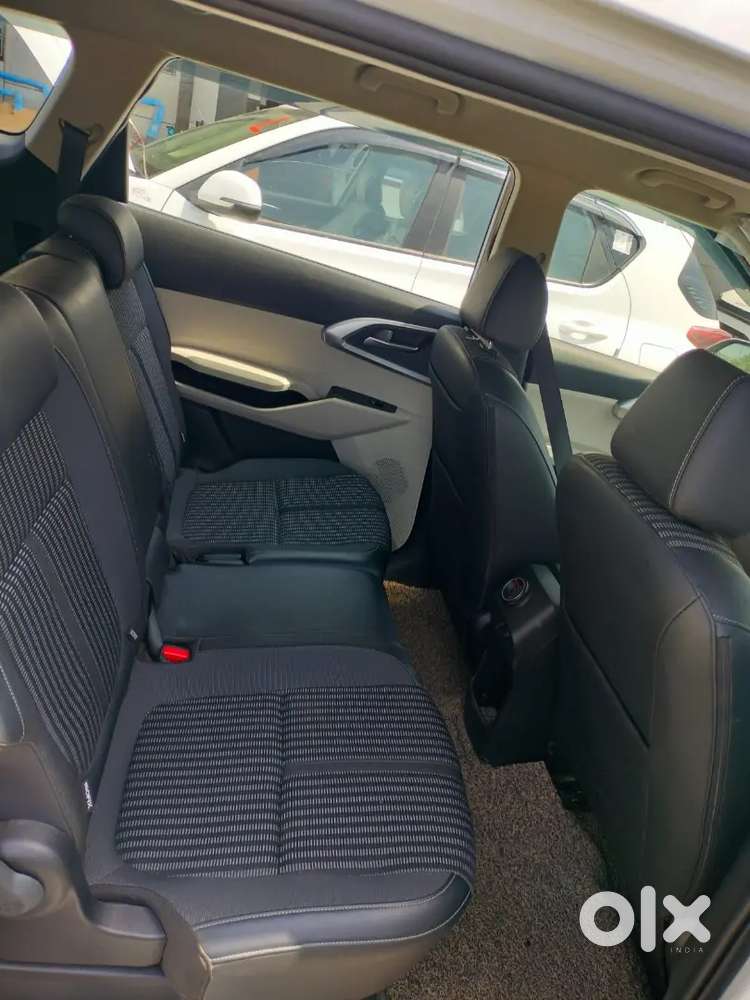 Kia Carens 2022 Petrol Well Maintained