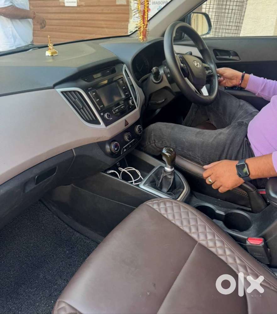 Hyundai Creta 2019 Diesel Well Maintained , All 4 New Tyre And Seat Co