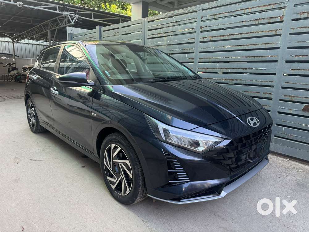 Hyundai I20 Asta (o) 1.2 Ivt, 2023, Petrol