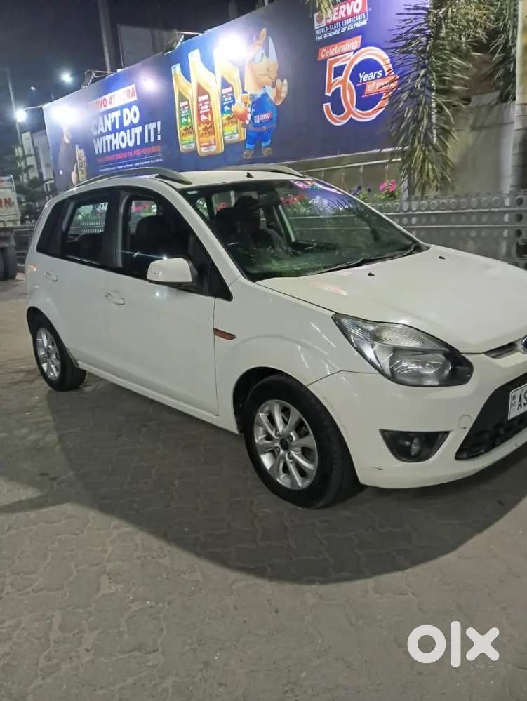 Ford Figo 2012 Diesel 75000 Km Driven