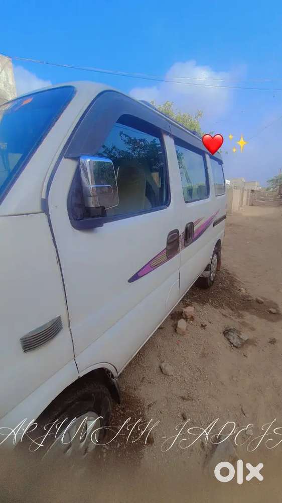 5 Seater Ac  , S White Color ,all Documents Complete,petrol & Cng