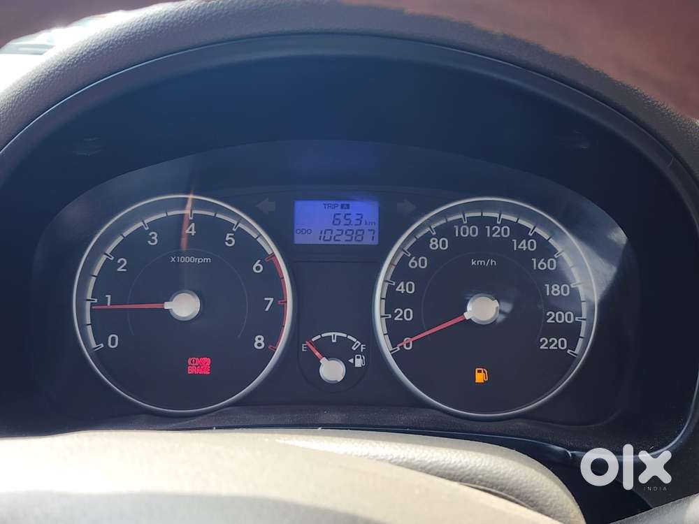 Hyundai Verna 1.6 Vtvt Sx, 2010, Petrol
