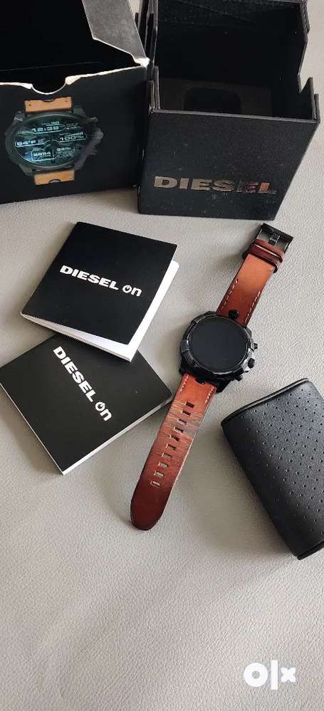 Diesel smartwatch clearance model dw4d