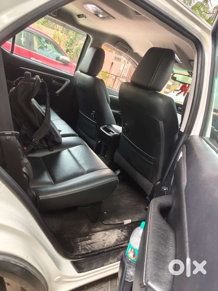 Toyota Fortuner 4x2 At 2.7 Petrol, 2024, Petrol