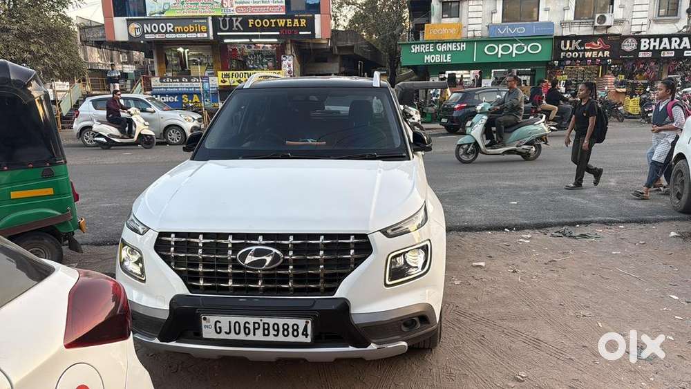 Hyundai Venue 2019 Diesel Well Maintained