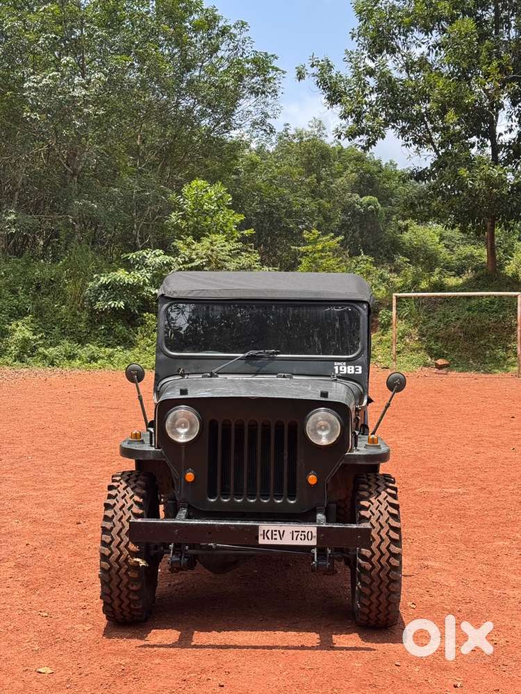Mahindra Jeep Classic 1983