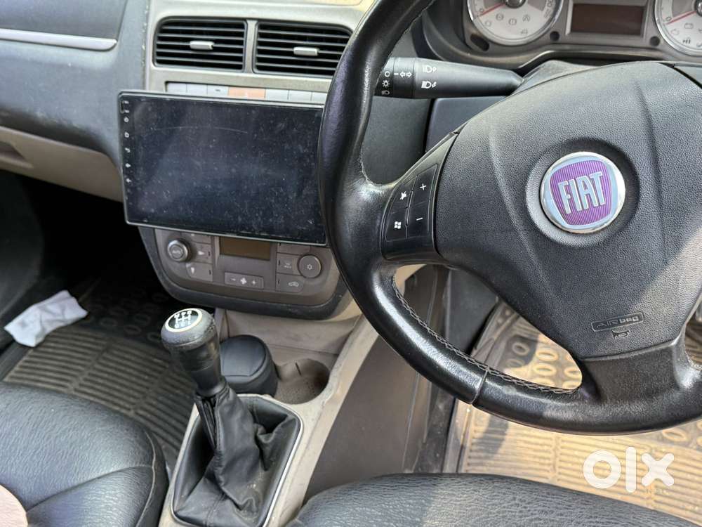 Fiat Linea 2007-2013 Emotion (diesel), 2009, Diesel