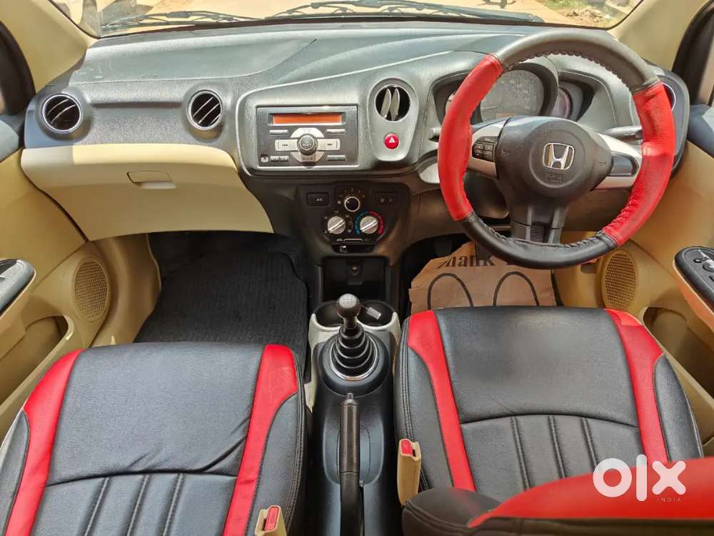 Honda Brio 2016