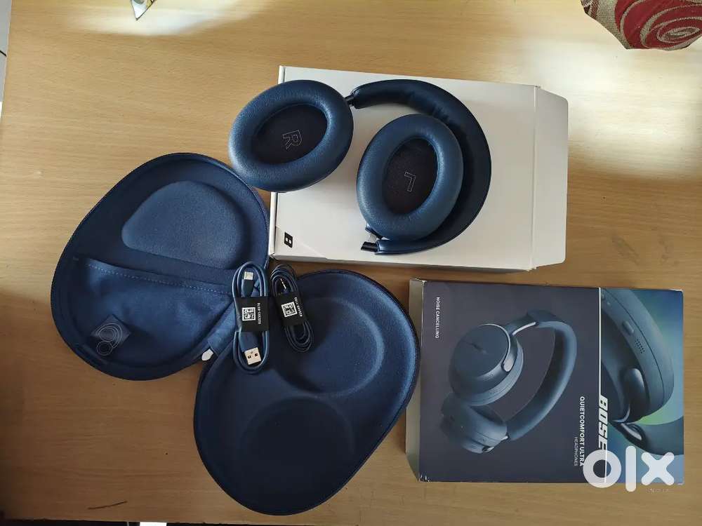 BOSE headphones