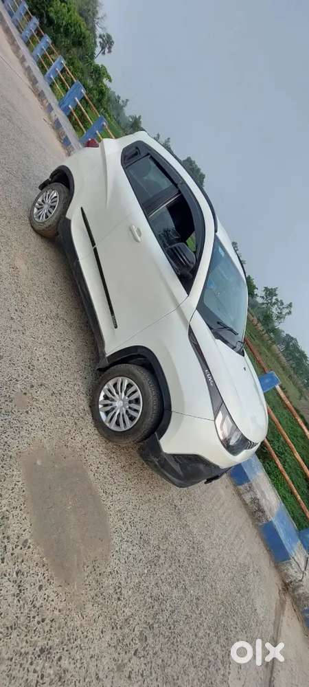 Mahindra Kuv 100 2016 Petrol Good Condition