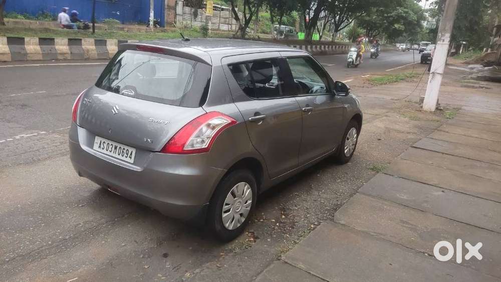 Maruti Suzuki Swift Vxi, 2012, Petrol