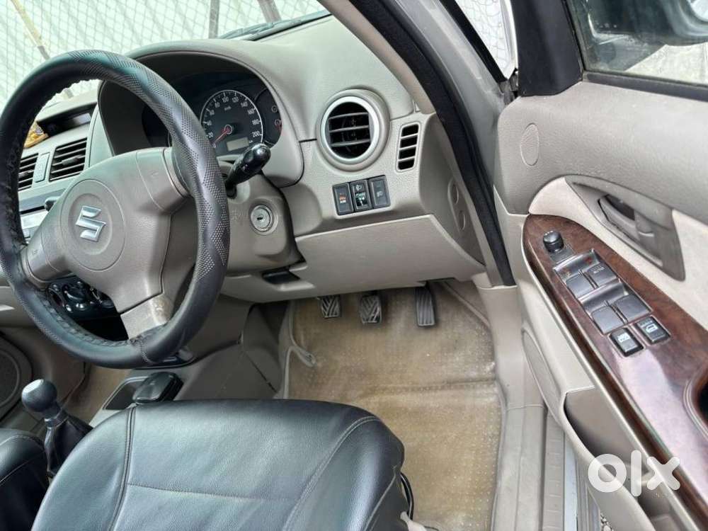 Maruti Suzuki Sx4 Vxi Bsiv, 2010, Petrol