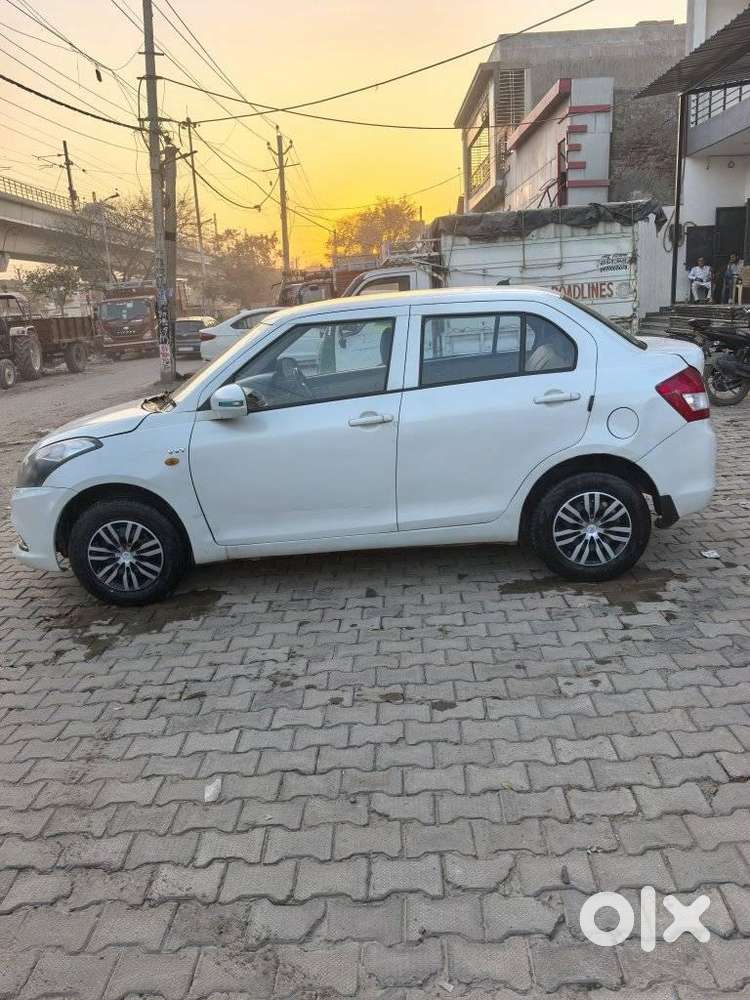 Maruti Suzuki Swift Dzire Vxi Optional, 2016, Cng & Hybrids