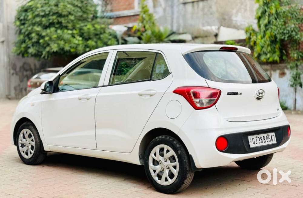 Hyundai Grand I10 Magna, 2017, Petrol