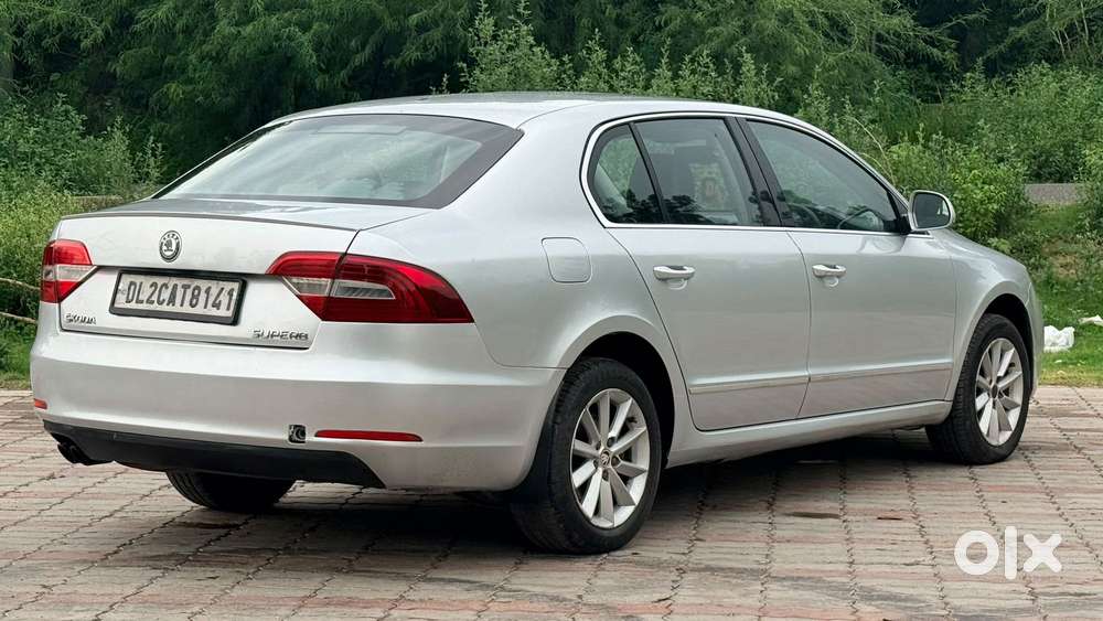 Skoda Superb Elegance 1.8 Tsi At, 2015, Petrol