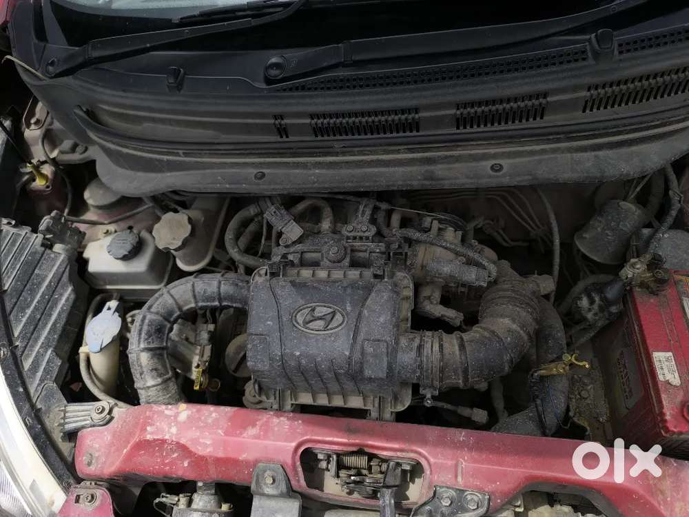 Hyundai Aura 8 Petrol 120 Km Driven