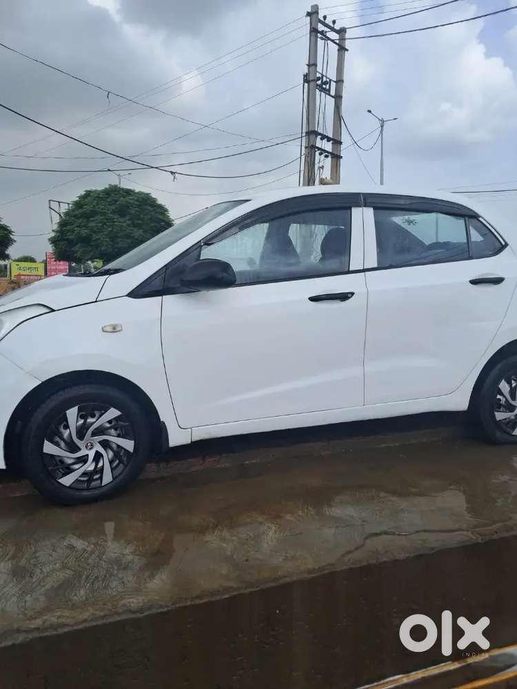 Hyundai Accent Hatchback 2016 Cng & Hybrids 80000 Km Driven