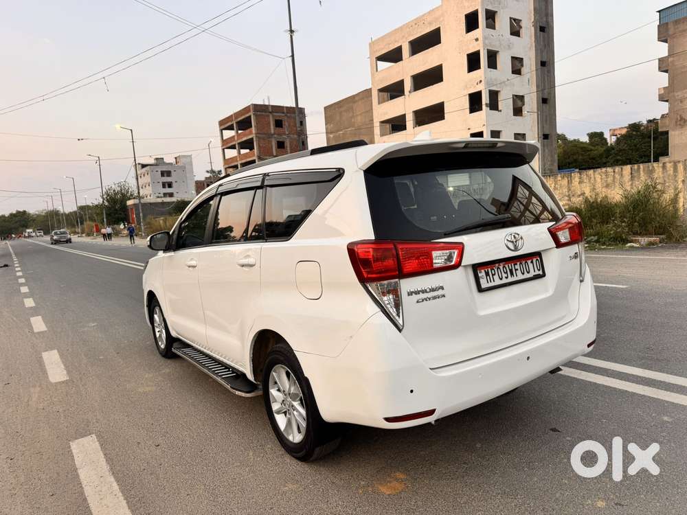 Toyota Innova Crysta [2020-ongoing] 2.4 Gx At 7 Str, 2020, Diesel