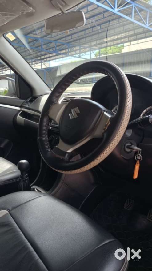 Maruti Suzuki Swift Vxi 1.2 Abs Bs-iv, 2017, Petrol