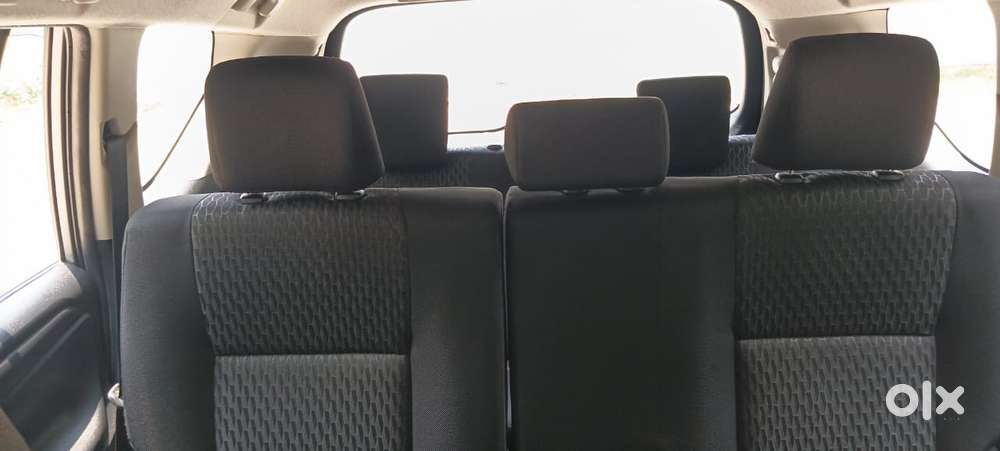 Toyota Innova Crysta 2.4 G Mt 8s, 2017, Diesel