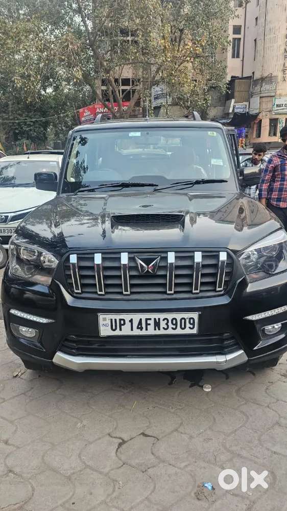 Mahindra Scorpio Classic 2023 Diesel 2300 Km Driven