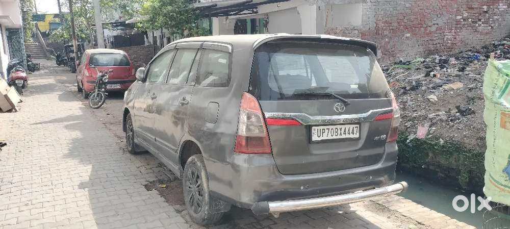 Toyota Innova 2012 Diesel 299567 Km Driven