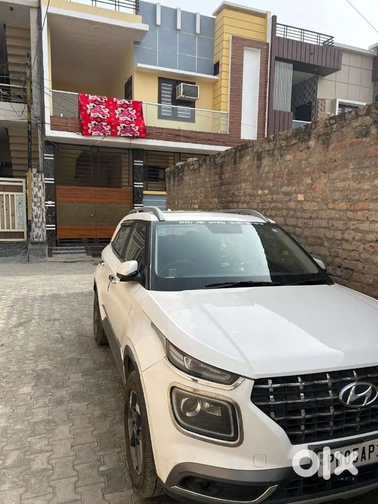 Hyundai Venue Diesel Manual 2021