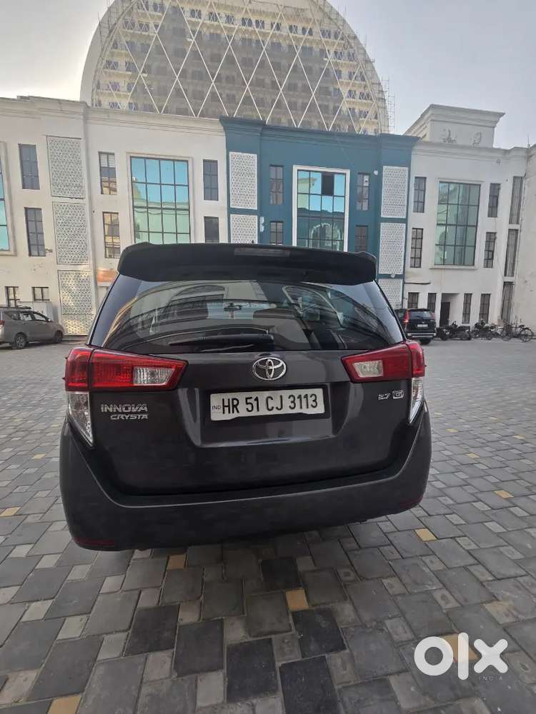 Toyota Innova Crysta 2022 Petrol 53000 Km Driven
