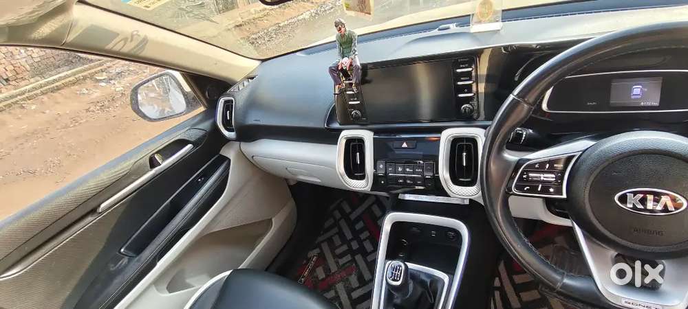 Kia Sonet 1.0 Petrol 2021