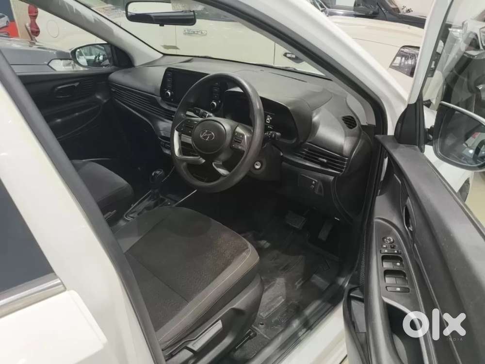 Hyundai I20 Sportz 1.2 Ivt, 2023, Petrol