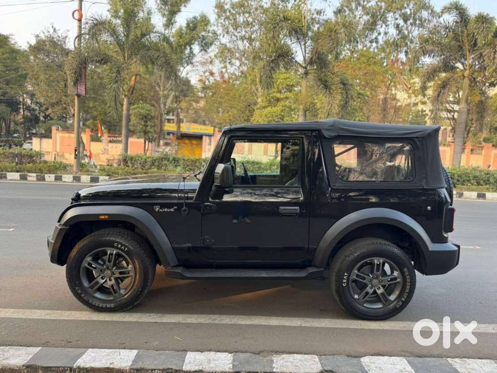 Mahindra Thar Lx Convertible Top Diesel Mt 4wd, 2023, Diesel