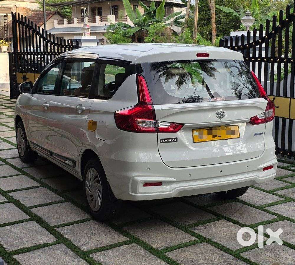 Maruti Suzuki Ertiga 1.5 Lxi, 2024, Petrol