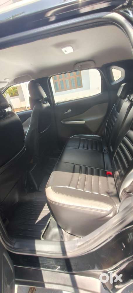 Nissan Magnite 1.0 Xv Premium Turbo Cvt, 2023, Petrol