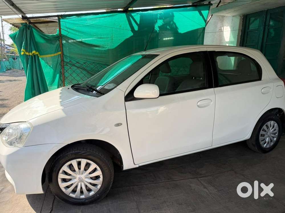 Toyota Etios Liva 2014 Petrol Well Maintained