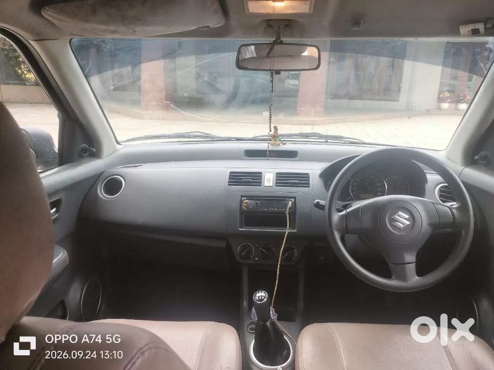 Maruti Suzuki Swift Vxi Petrol 2010