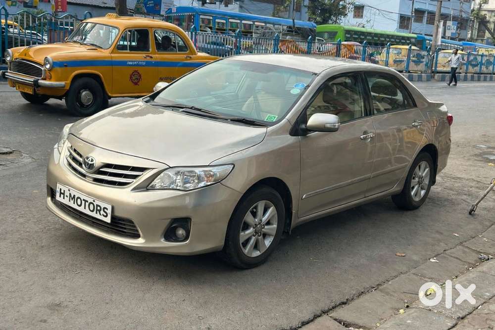 Toyota Corolla Altis 2010-2013 G, 2012, Petrol