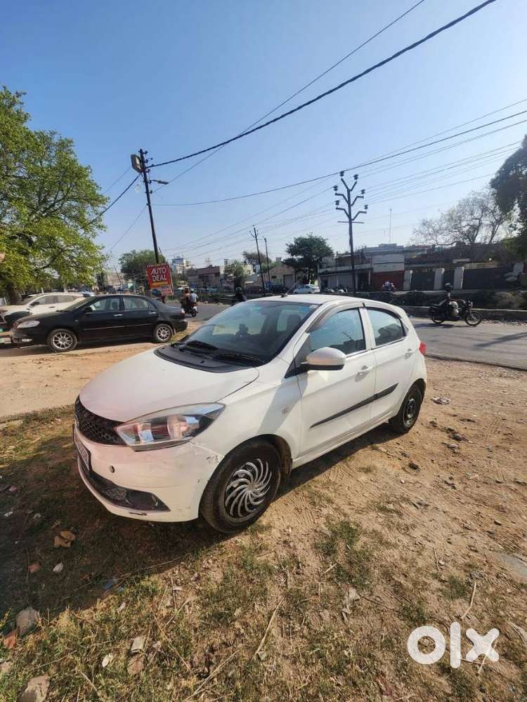 Tata Tiago 1.05 Revotorq Xm, 2017, Petrol