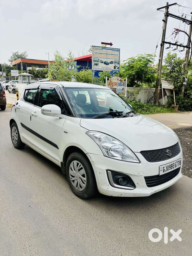 Maruti Suzuki Swift Vxi Optional, 2017, Cng & Hybrids