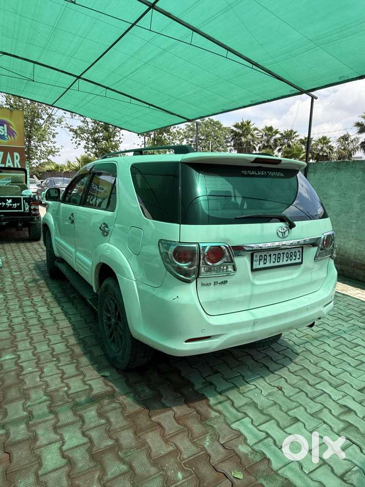 Toyota Fortuner 3.0 4x2 Mt, 2014, Diesel