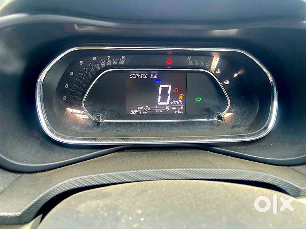 Tata Nexon Xz Plus Luxs Kaziranga, 2022, Petrol