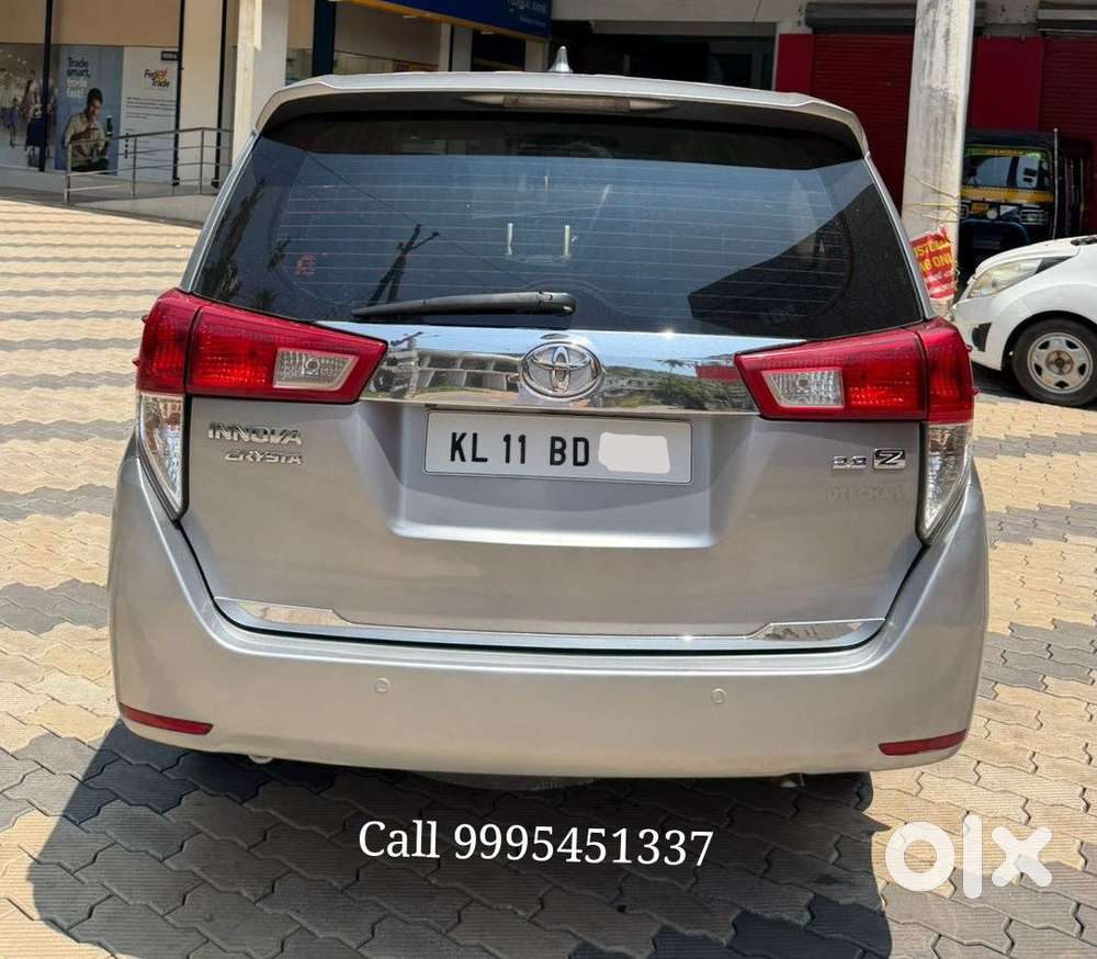 Toyota Innova Crysta 2.8z Automatic, 2016, Diesel