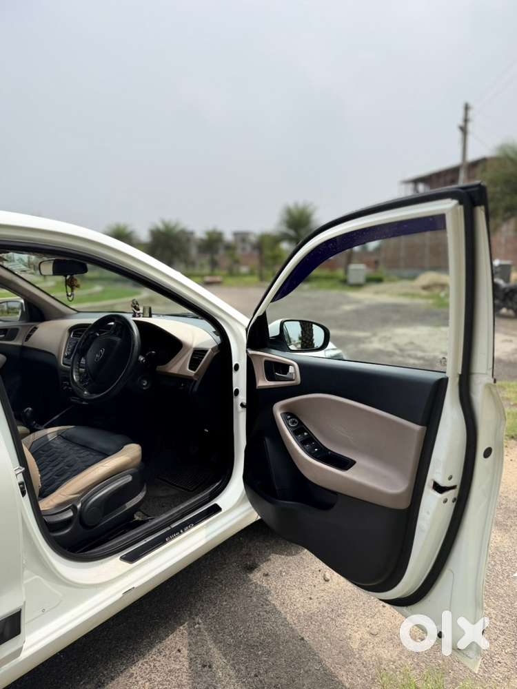 Hyundai I20 Sportz Petrol 2020