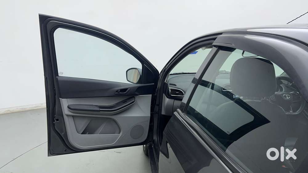 Tata Tiago 1.2 Revotron Xt Cng, 2022, Cng & Hybrids